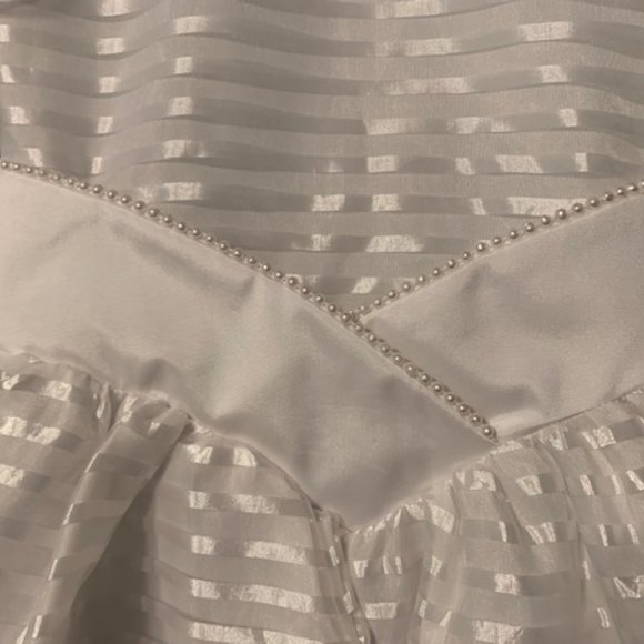 Girls size 10 White Dress: First Communion, Flower Girl, Wedding, Formal, etc. - Picture 3 of 12